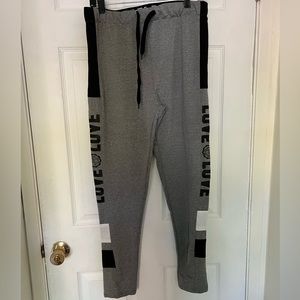 Brand New Leggings